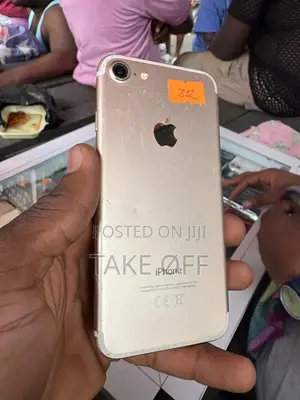 Apple iPhone 7 32 GB Bronze