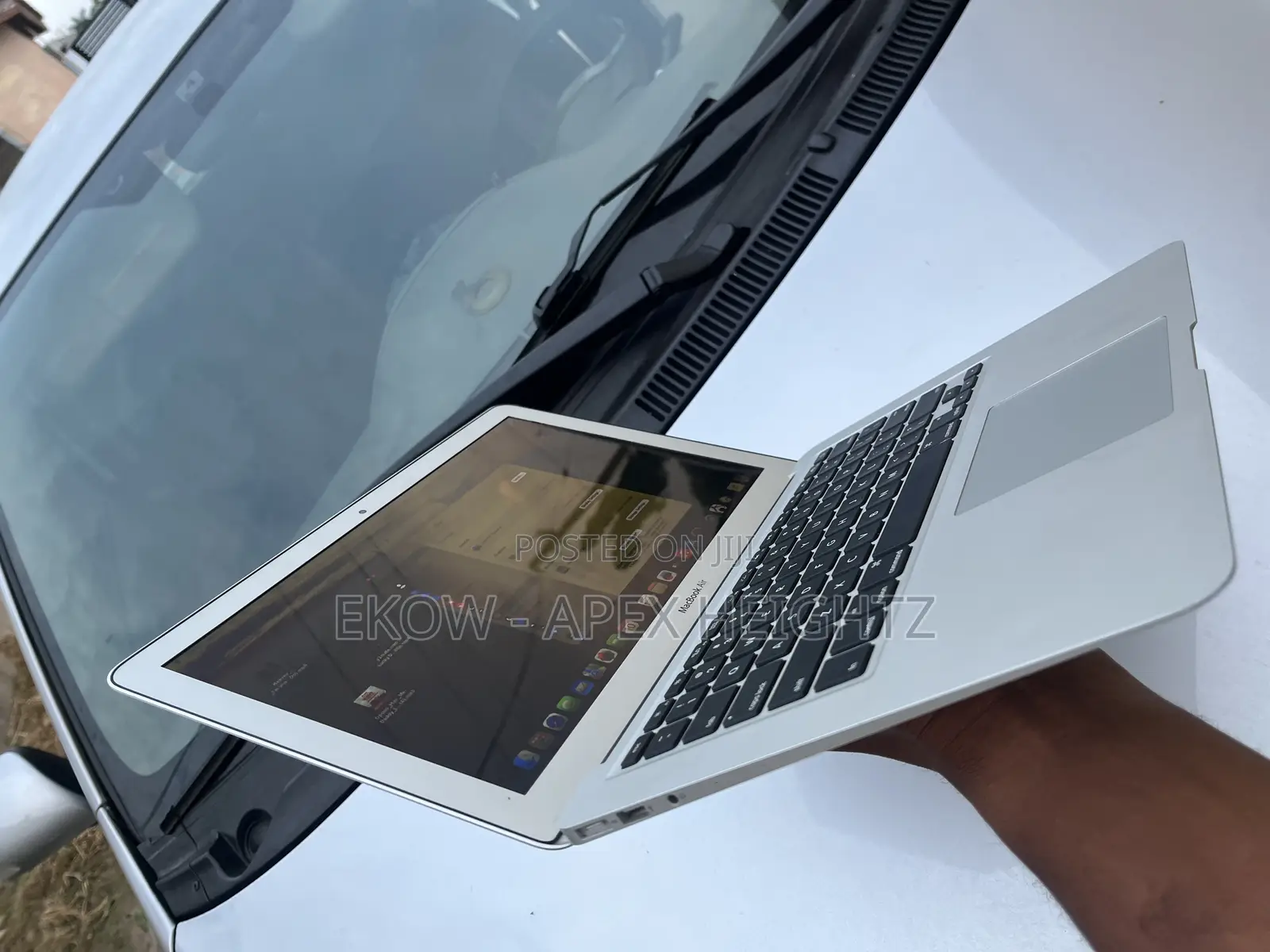 Laptop Apple MacBook 2017 8GB Intel Core i5 SSD 128GB