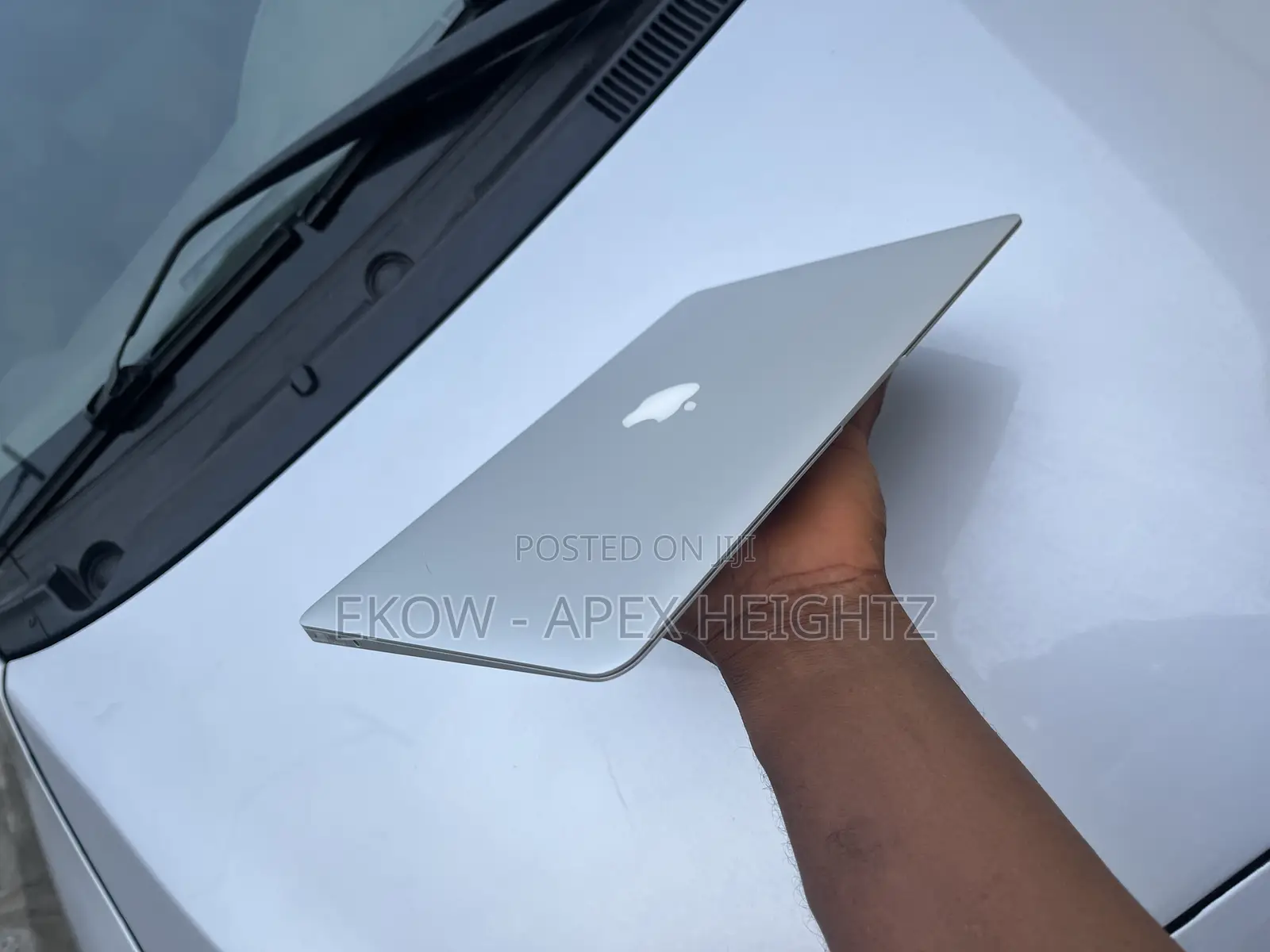 Laptop Apple MacBook 2017 8GB Intel Core i5 SSD 128GB