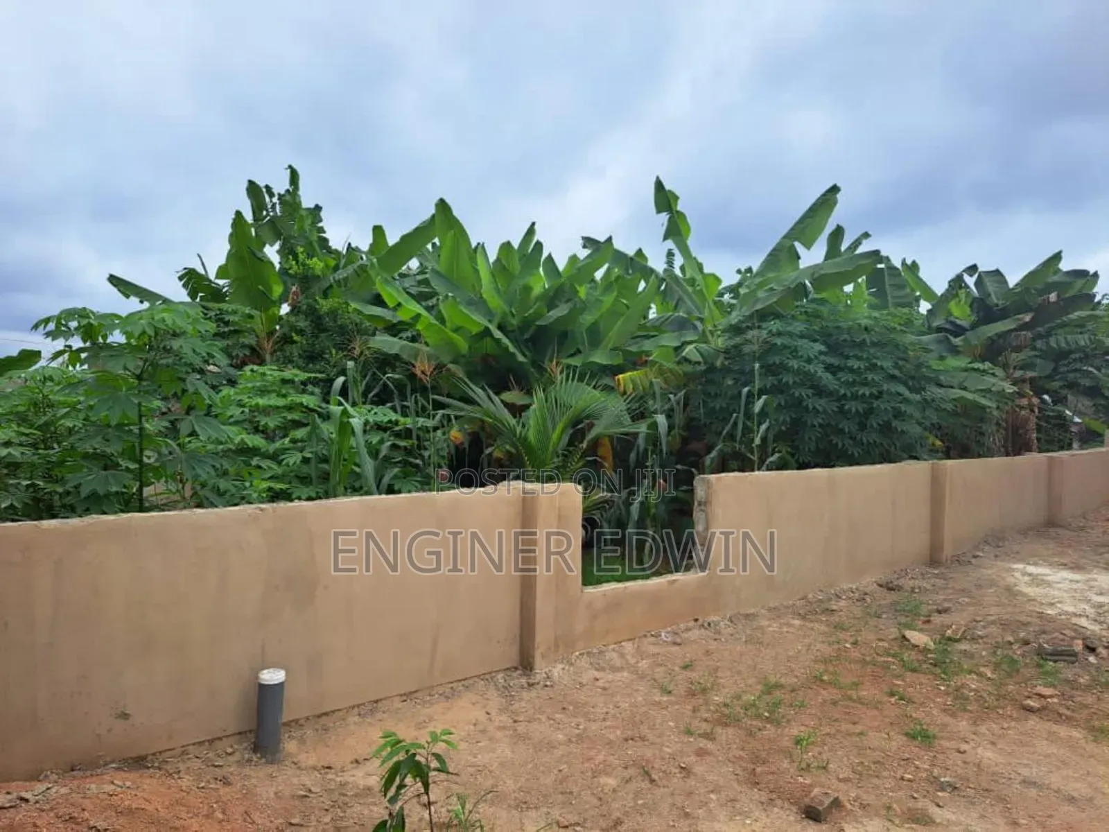 6bdrm House in Adjen Kotoku, Accra Metropolitan for sale