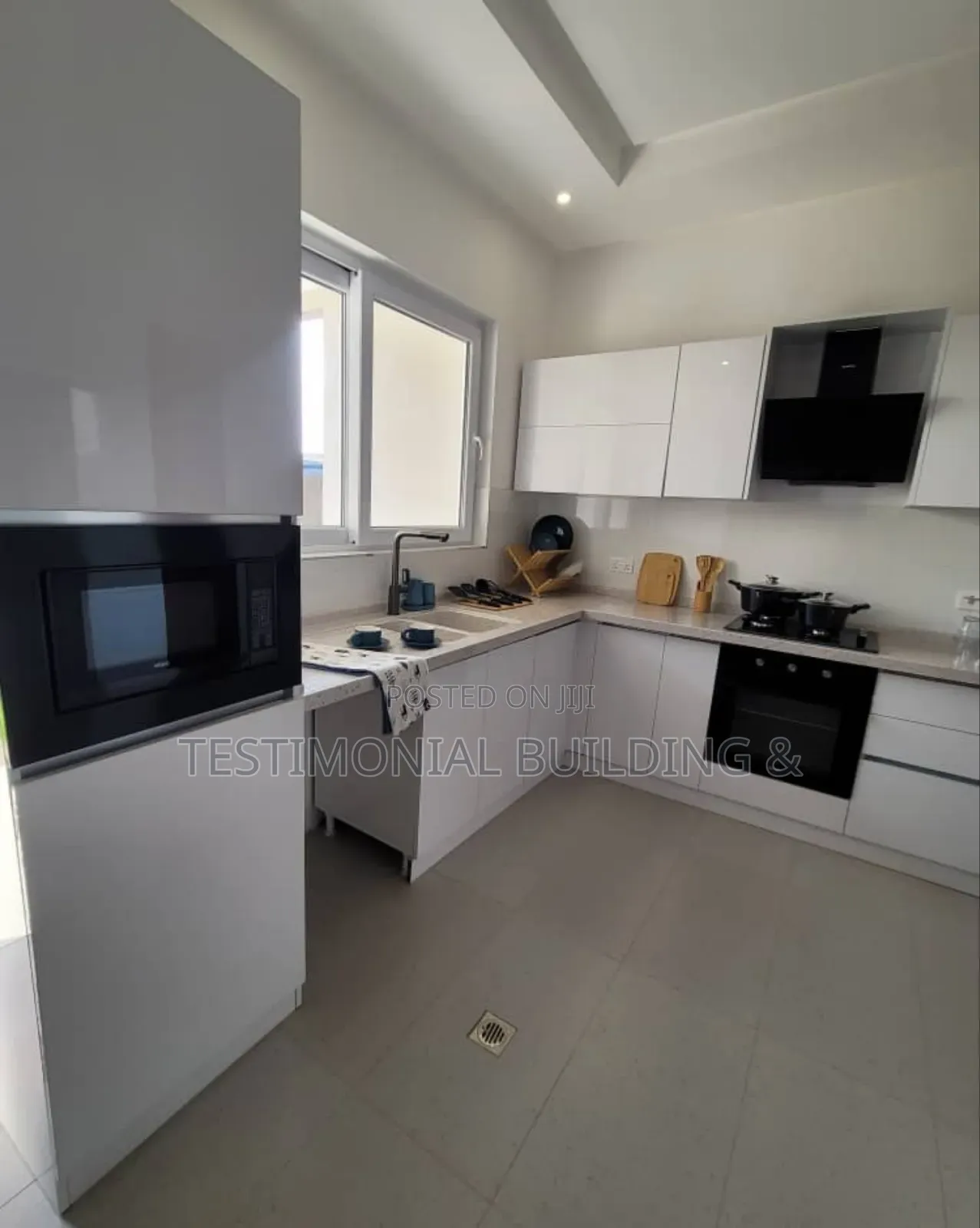 3bdrm House in Testimonial Building, East Legon for sale