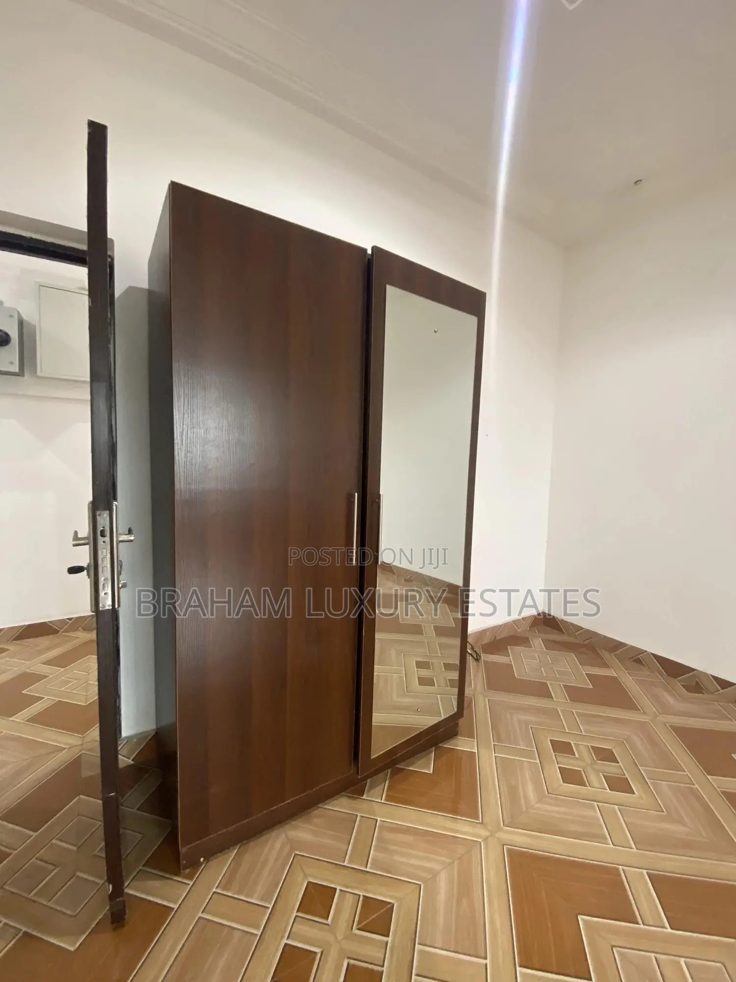 3bdrm Apartment in Braham Luxury, Nungua for rent