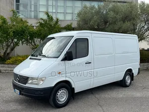 Mercedes-Benz Sprinter 2005 White