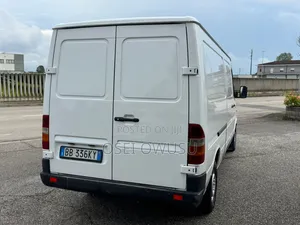 Mercedes-Benz Sprinter 2005 White