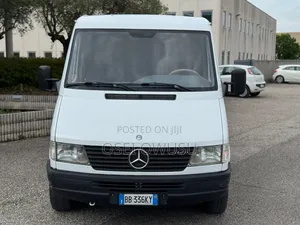Mercedes-Benz Sprinter 2005 White