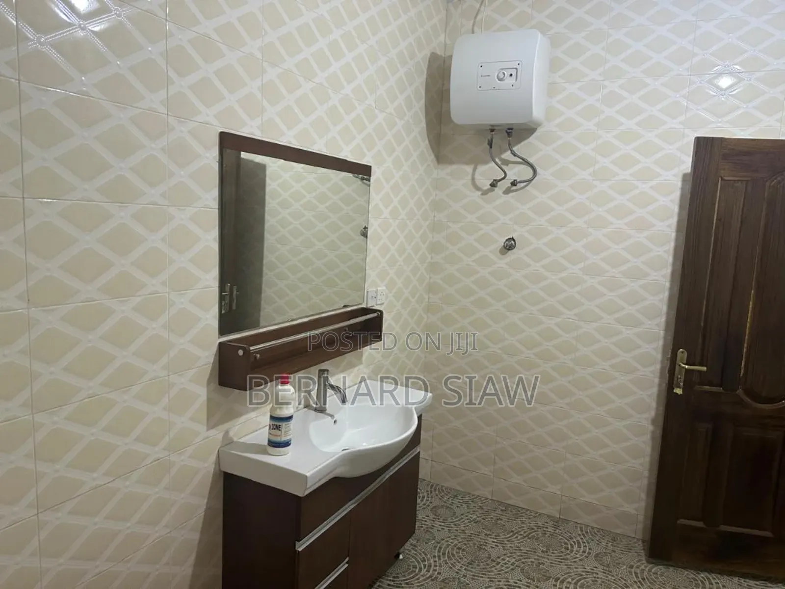 Furnished 5bdrm House in Olebu for rent