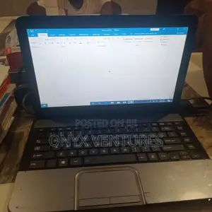 Laptop Toshiba 4GB Intel Core i3 HDD 500GB
