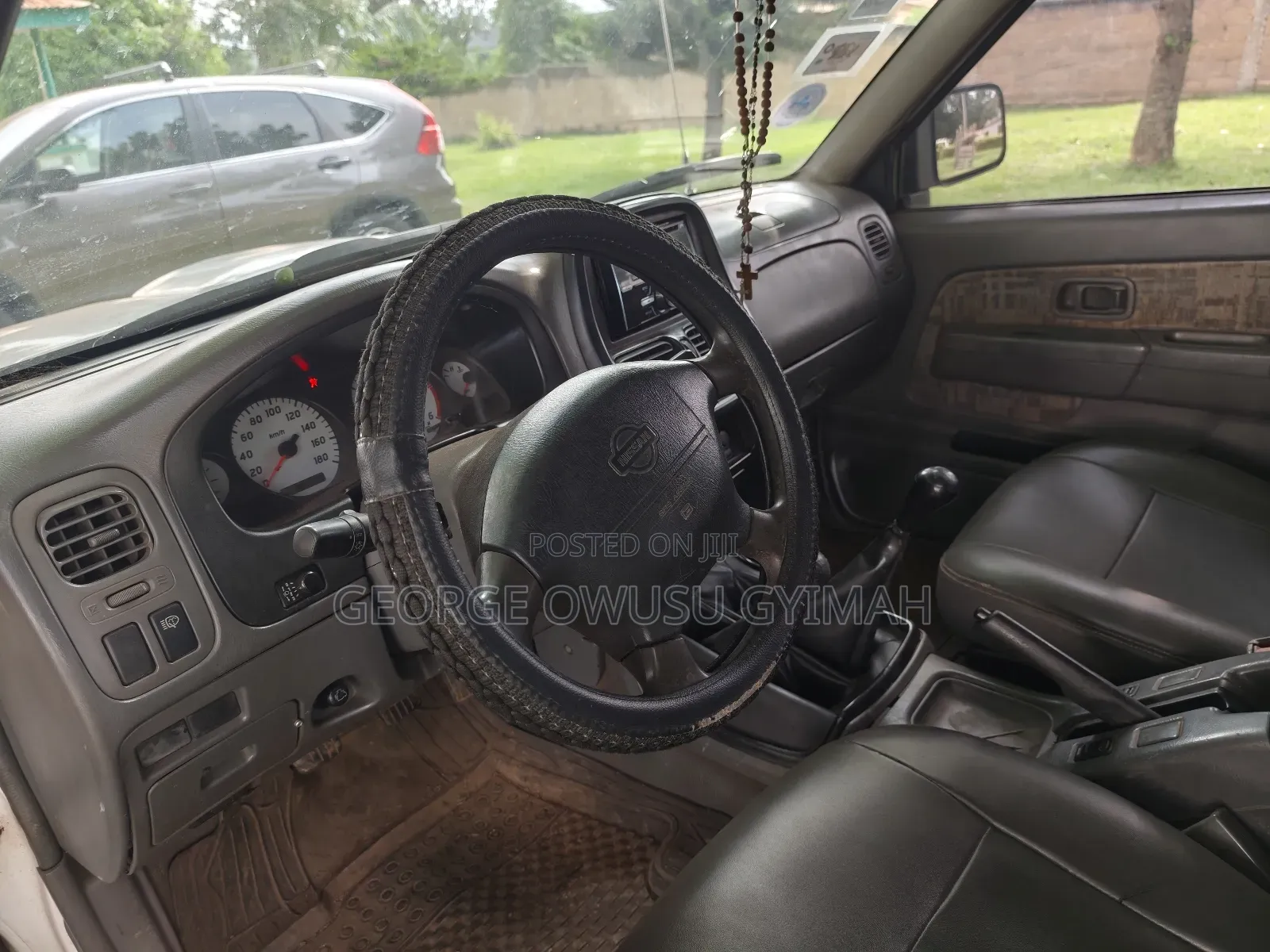 Nissan Hardbody 2002 White