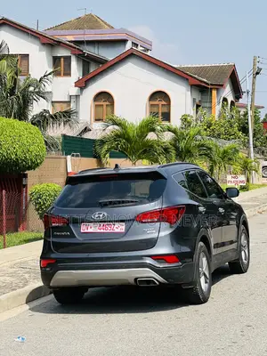 Hyundai Santa Fe SE AWD 2017 Gray