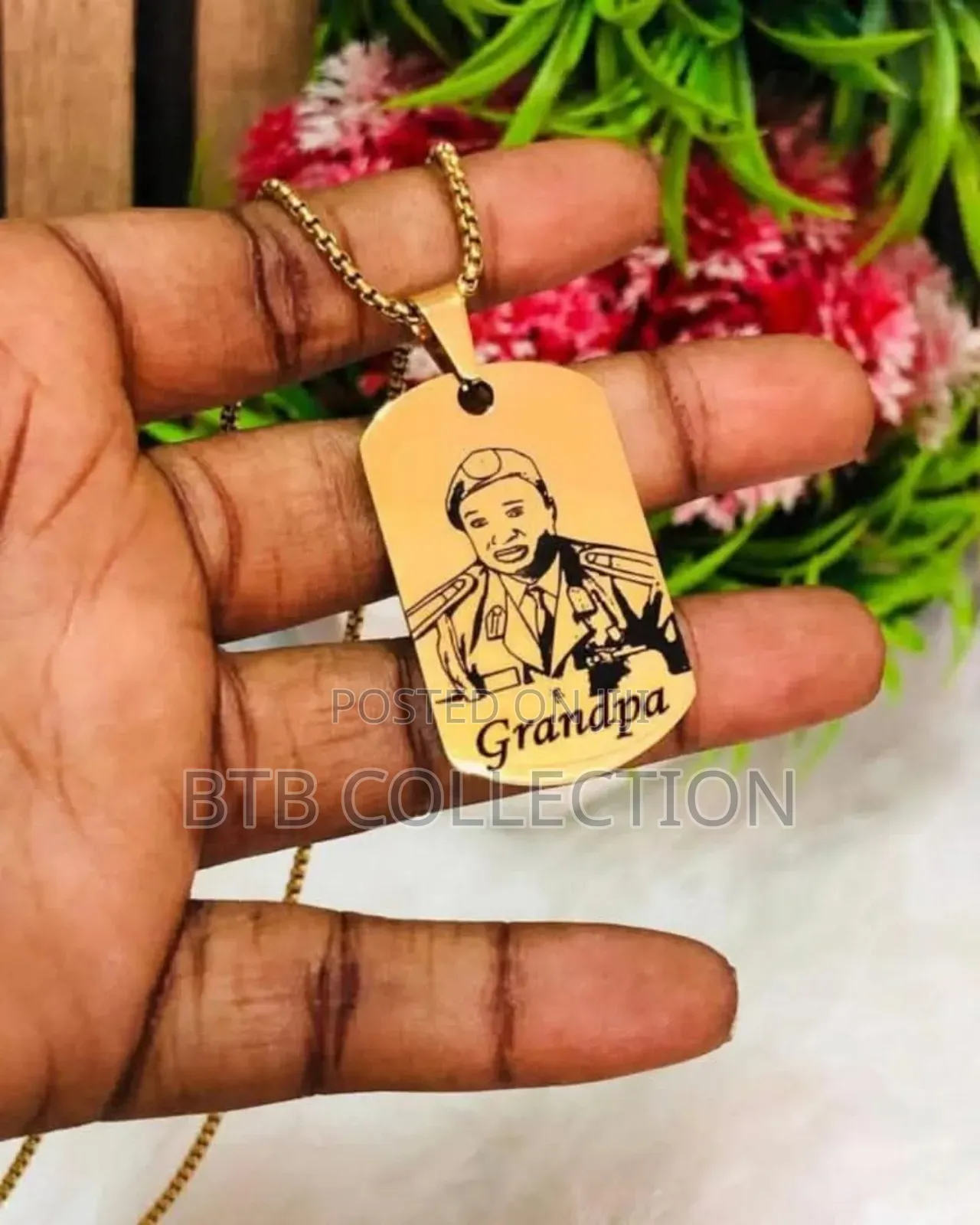 Customized Pictures Embossed Chain