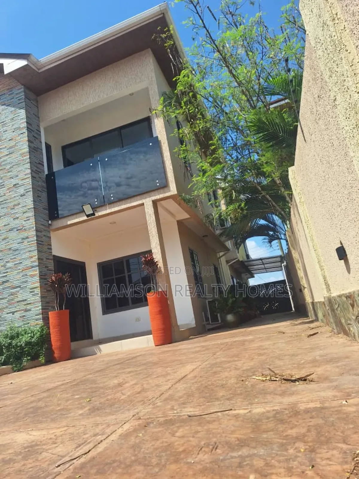 4bdrm House in Tempo Estate Area, Spintex for rent