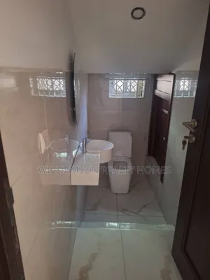 4bdrm House in Tempo Estate Area, Spintex for rent