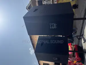 Pair of Electro-Voice (Ev) Ds115 15-Inch Passive Pa Speakers.