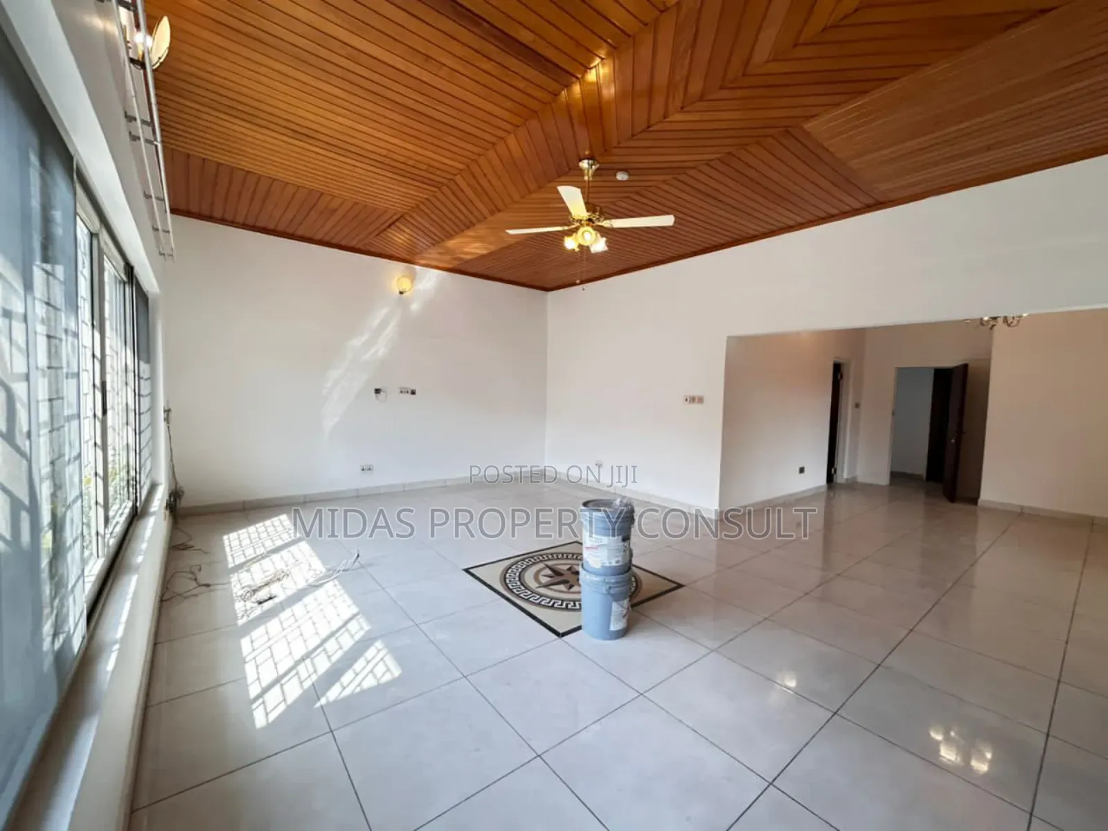 7bdrm House in Labone for rent