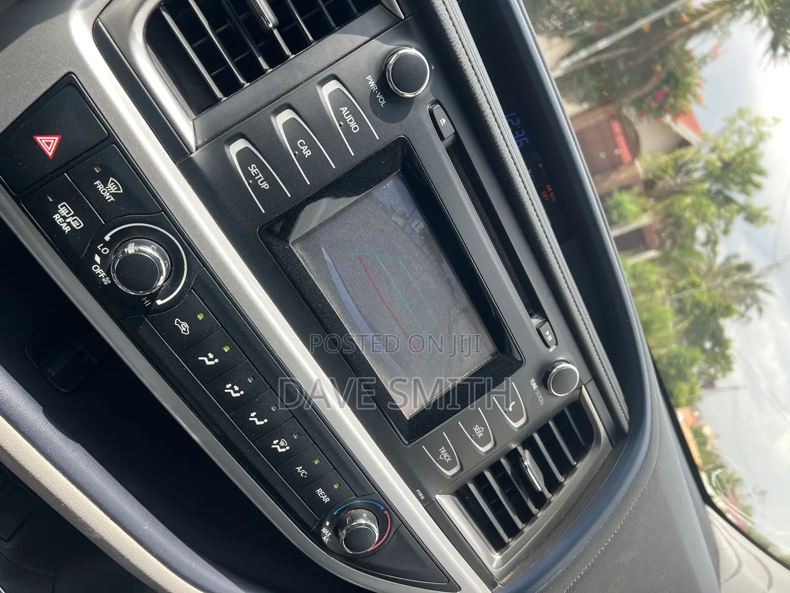 Toyota Highlander LE 2019 Silver