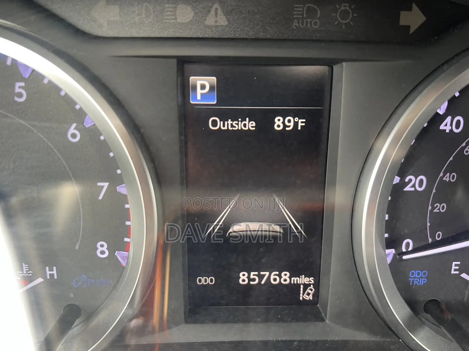 Toyota Highlander LE 2019 Silver