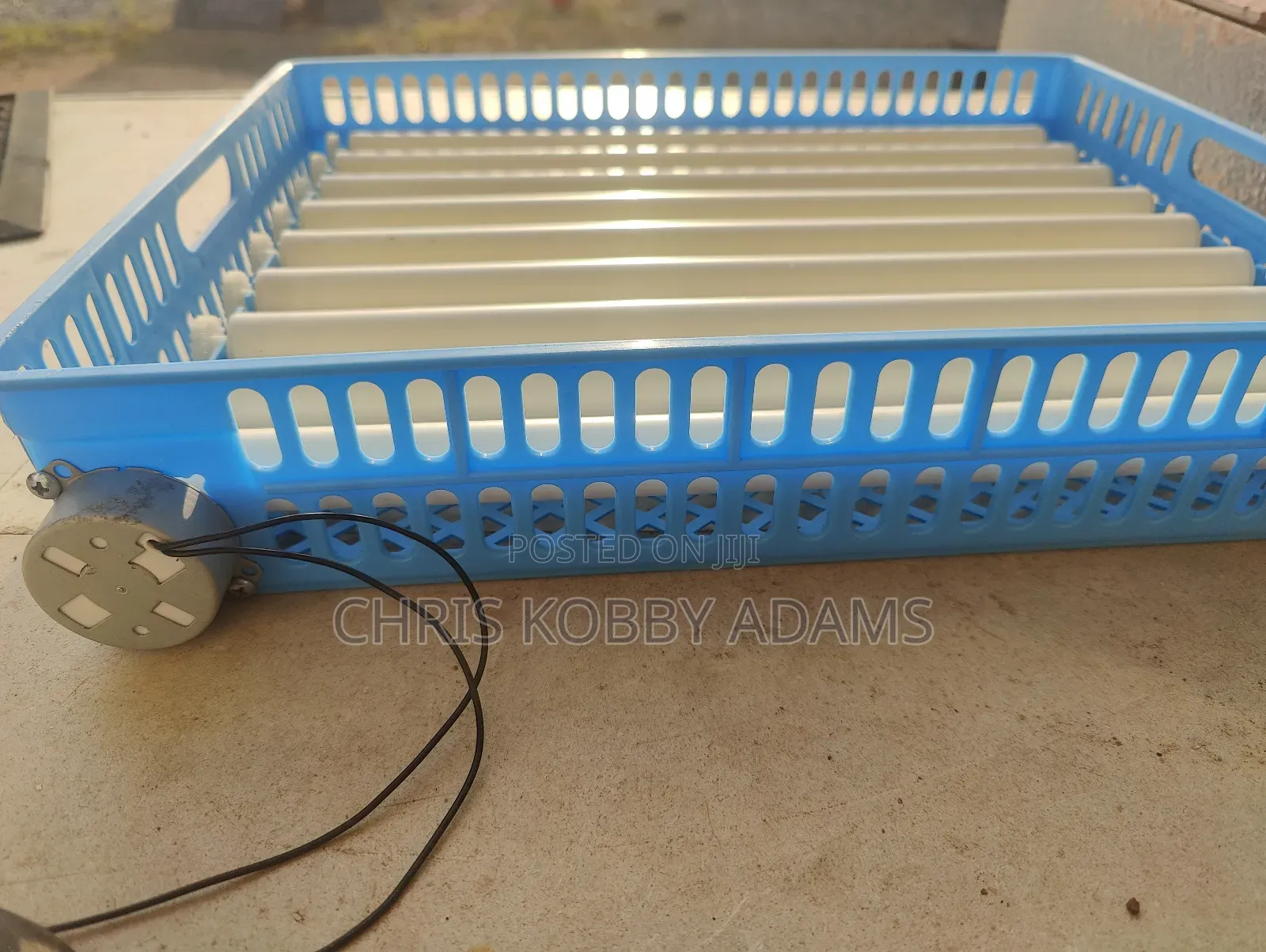 99 Eggs Automatic Turning Trays
