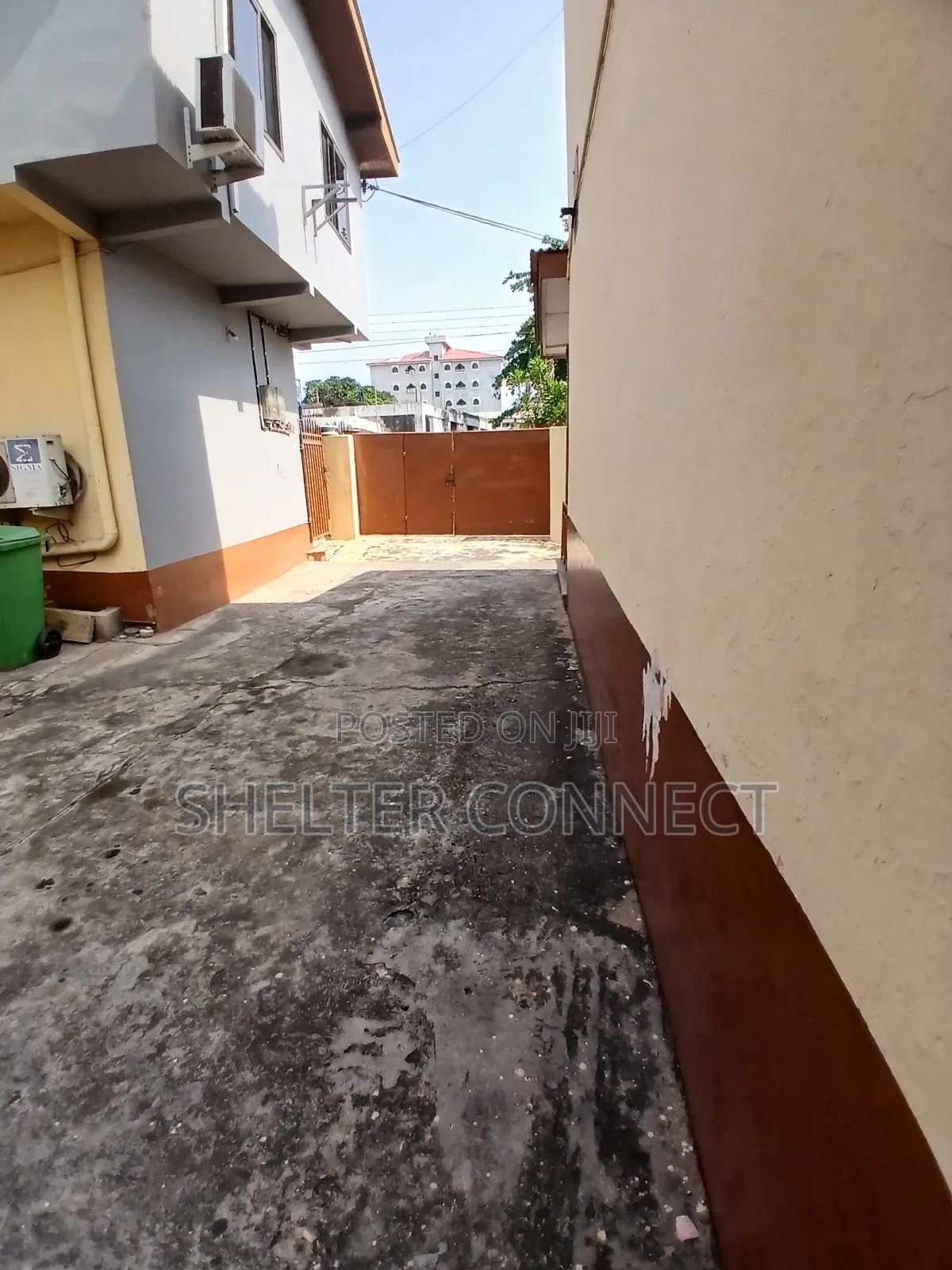Mini Flat in Dzorwulu, Dworwulu for rent