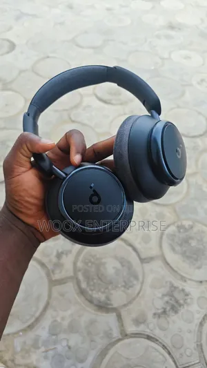 U.K Used Souncore Q45 Headset