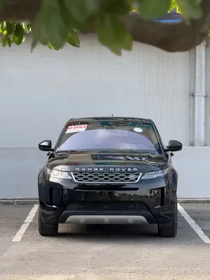Land Rover Range Rover Evoque SE AWD 2020 Black