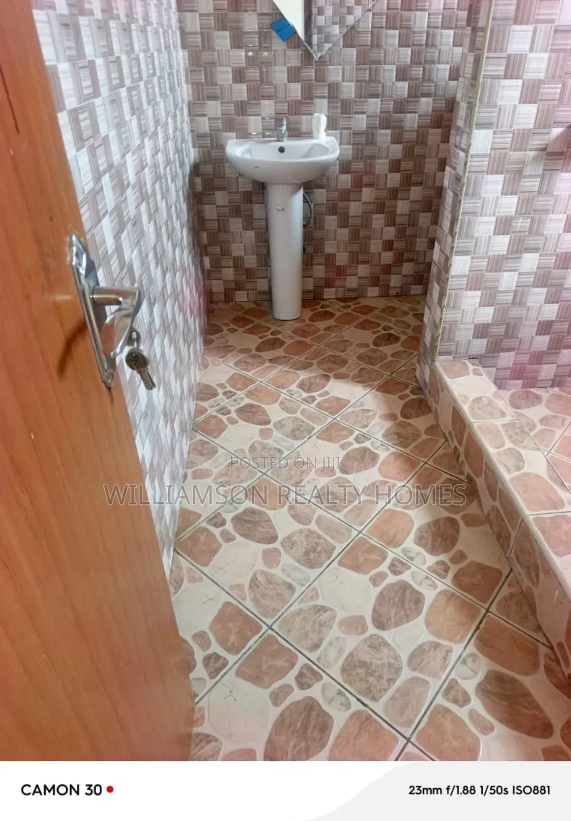 2bdrm Apartment in Lashibi, Transformer for rent