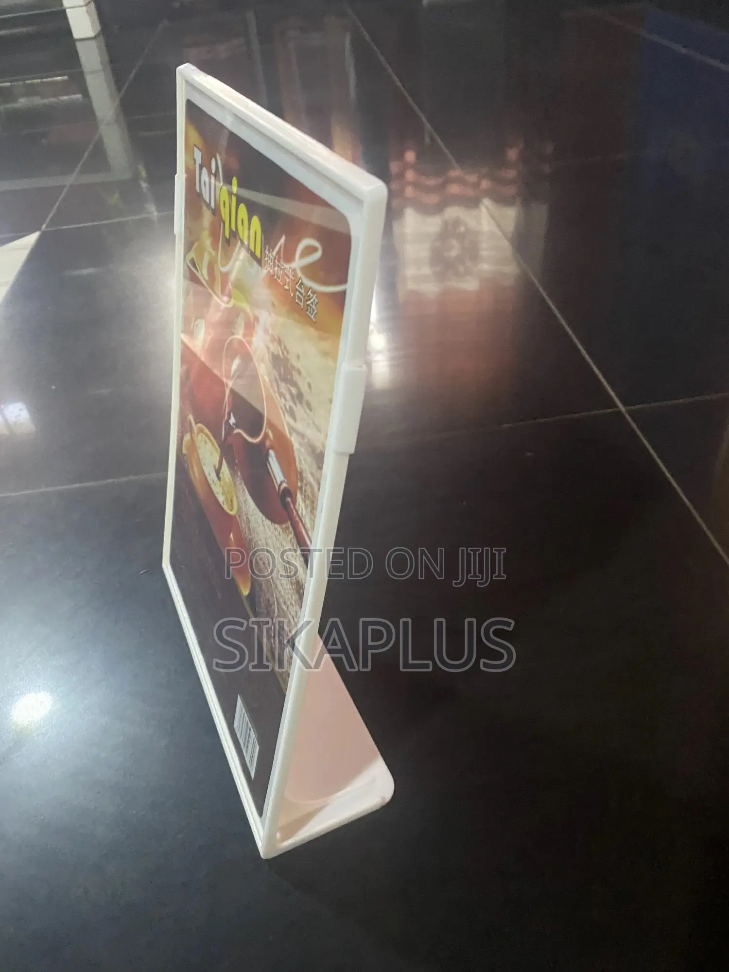 A4 Size L-Shaped Table Talker