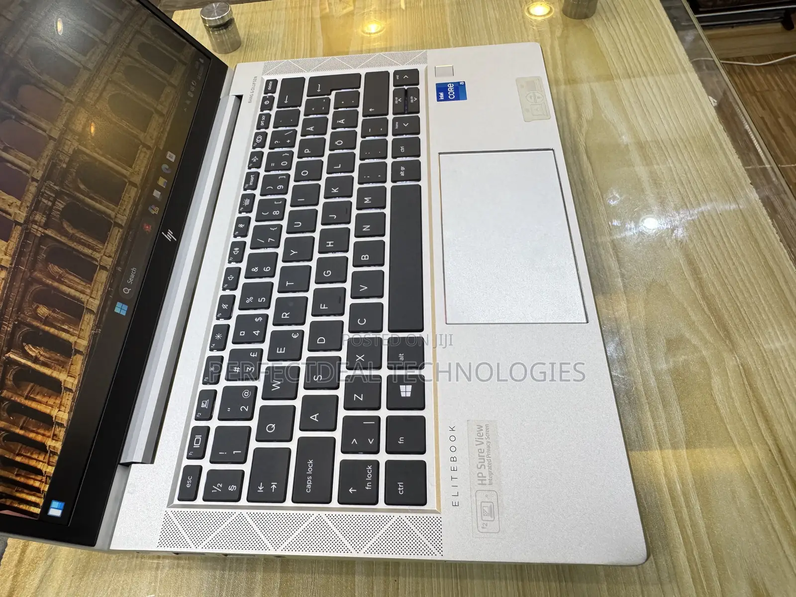 New Laptop HP EliteBook 830 G8 8GB Intel SSD 256GB
