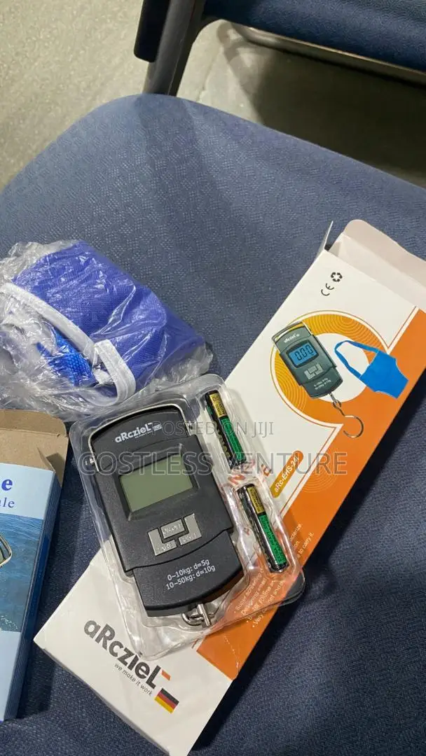 Arcziel Electronic Hanging Scale (With Baby Pants)