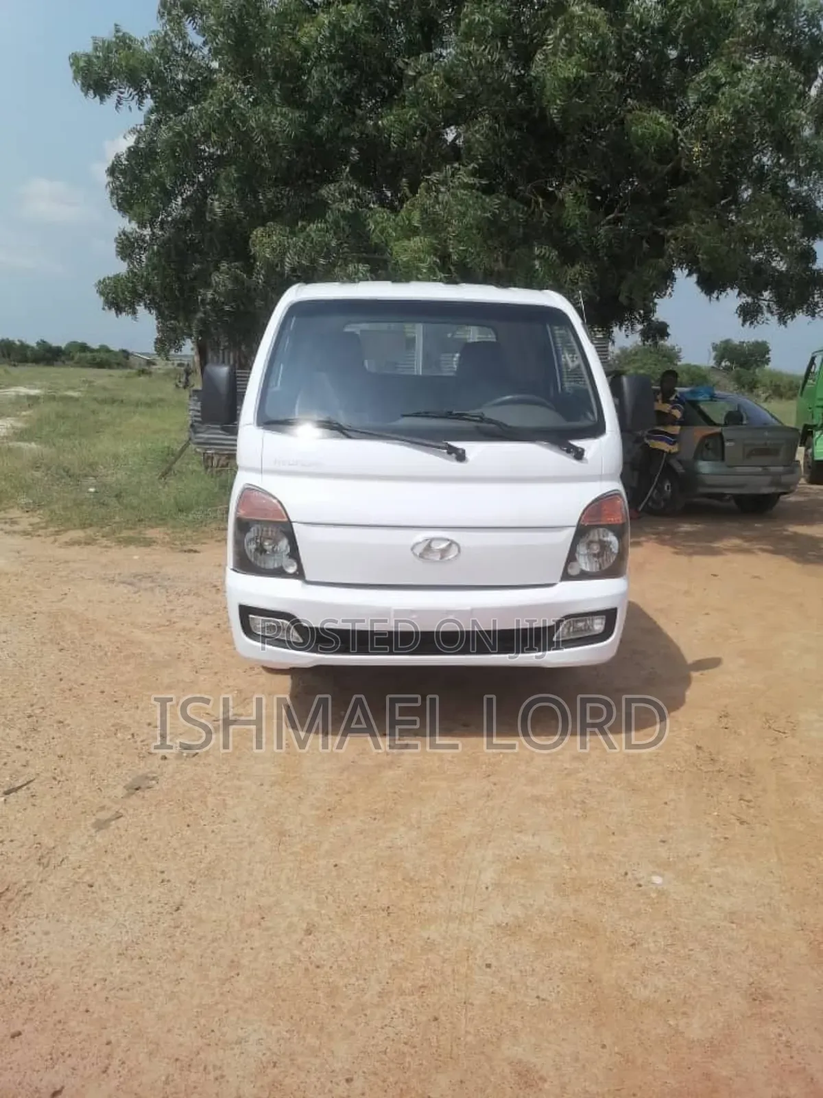 Hyundai H1 2015 White