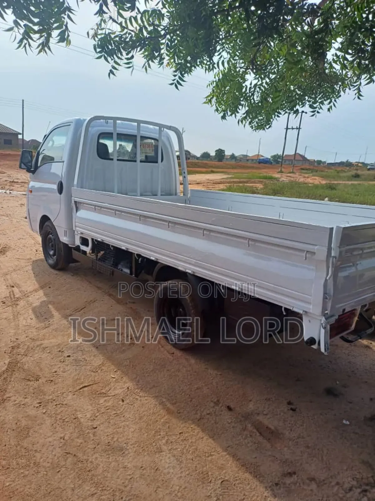 Hyundai H1 2015 White