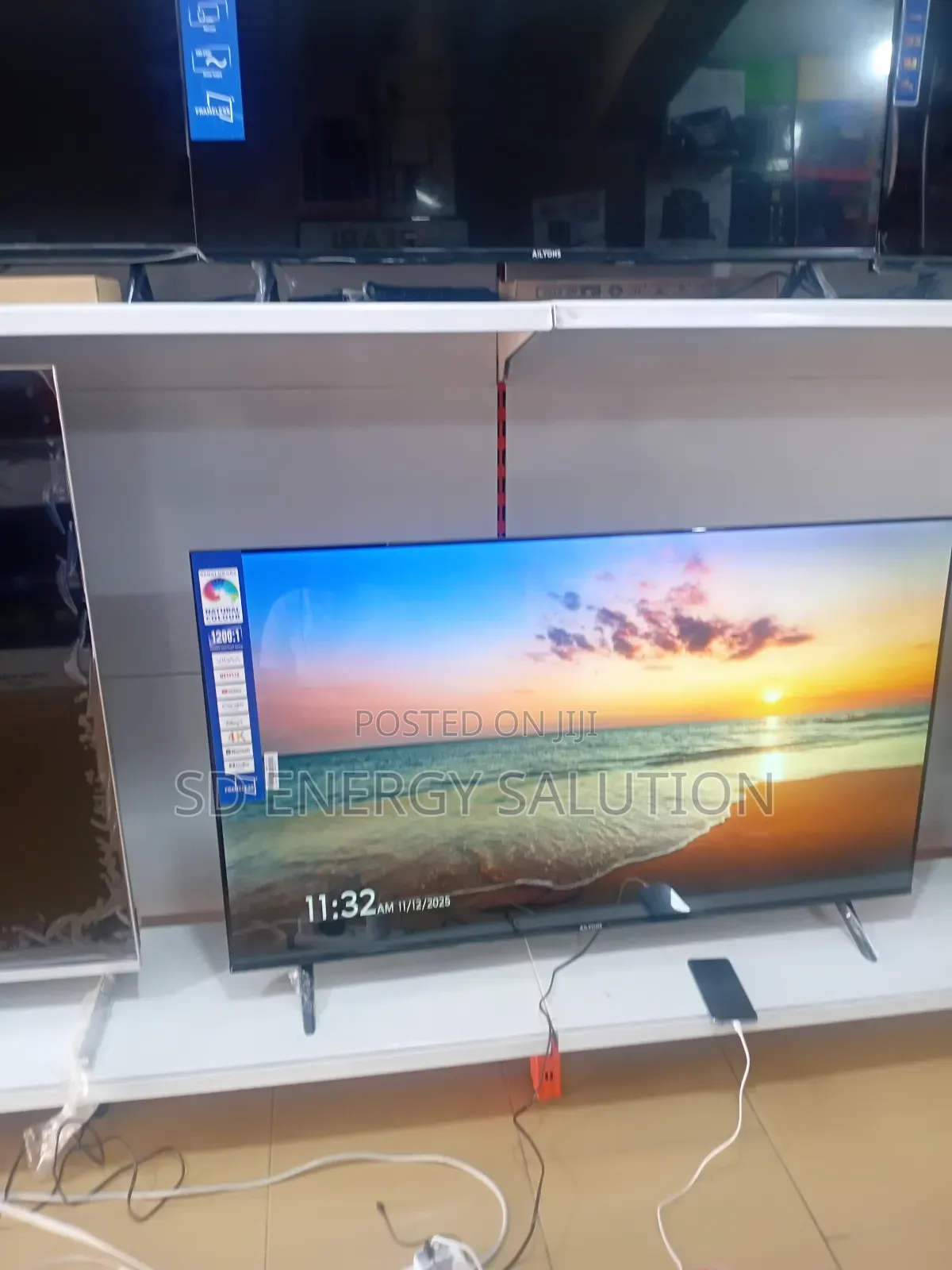 Ailyons Ultraslim Smart Display