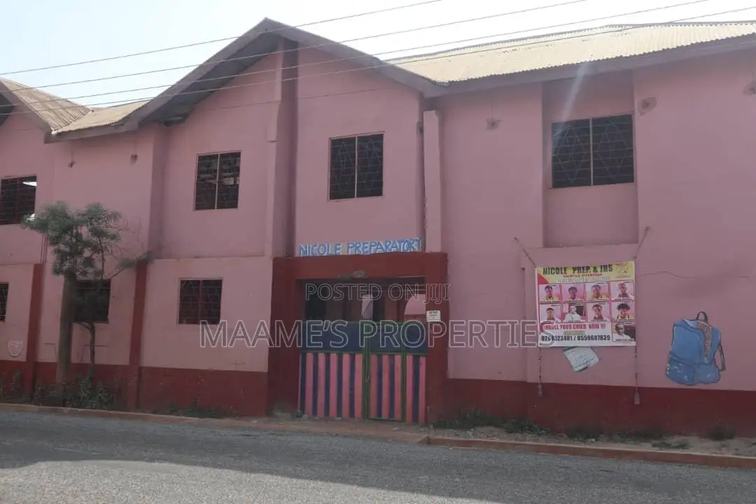 A School for Sale at Kumasi Awhiwaa, 8 Bedrooms in Total