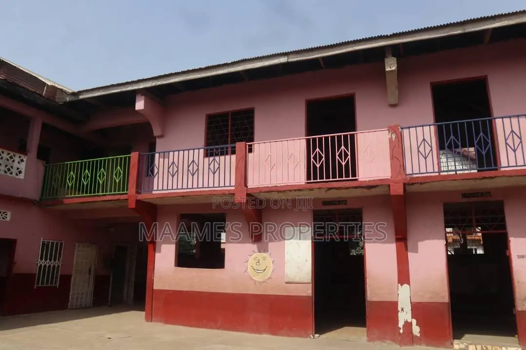 A School for Sale at Kumasi Awhiwaa, 8 Bedrooms in Total