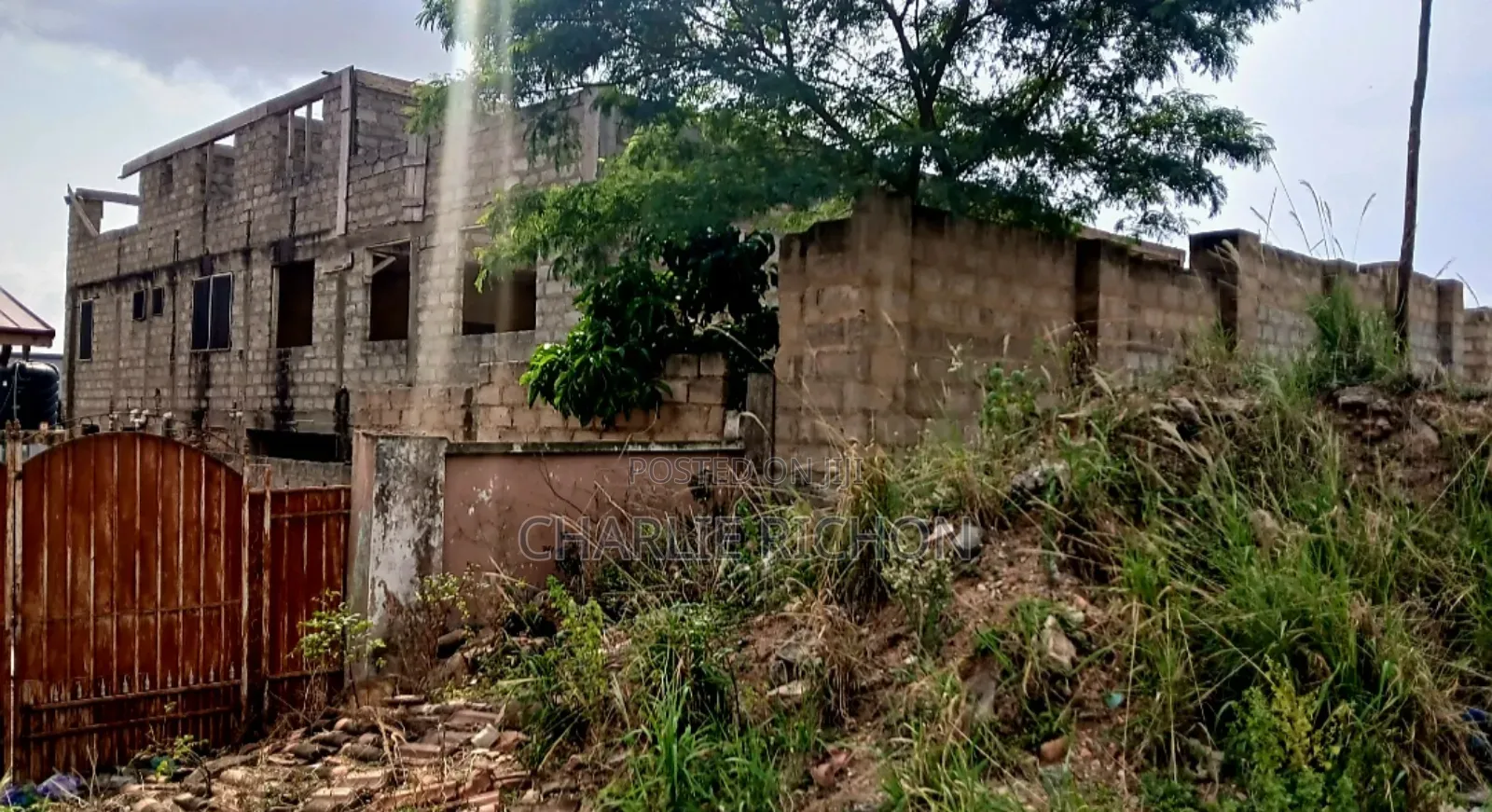 8bdrm Mansion in Kwabenya for sale