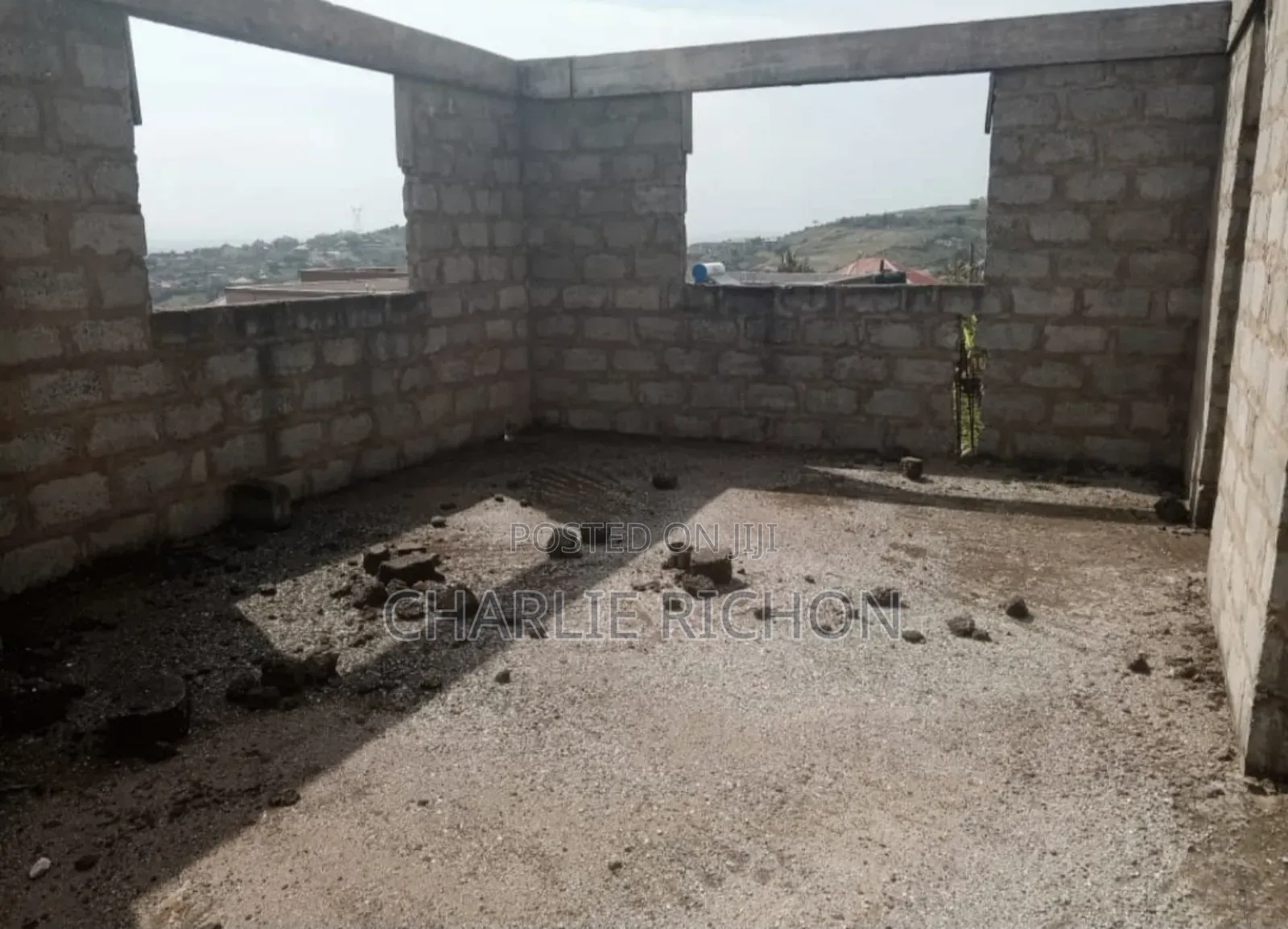 8bdrm Mansion in Kwabenya for sale
