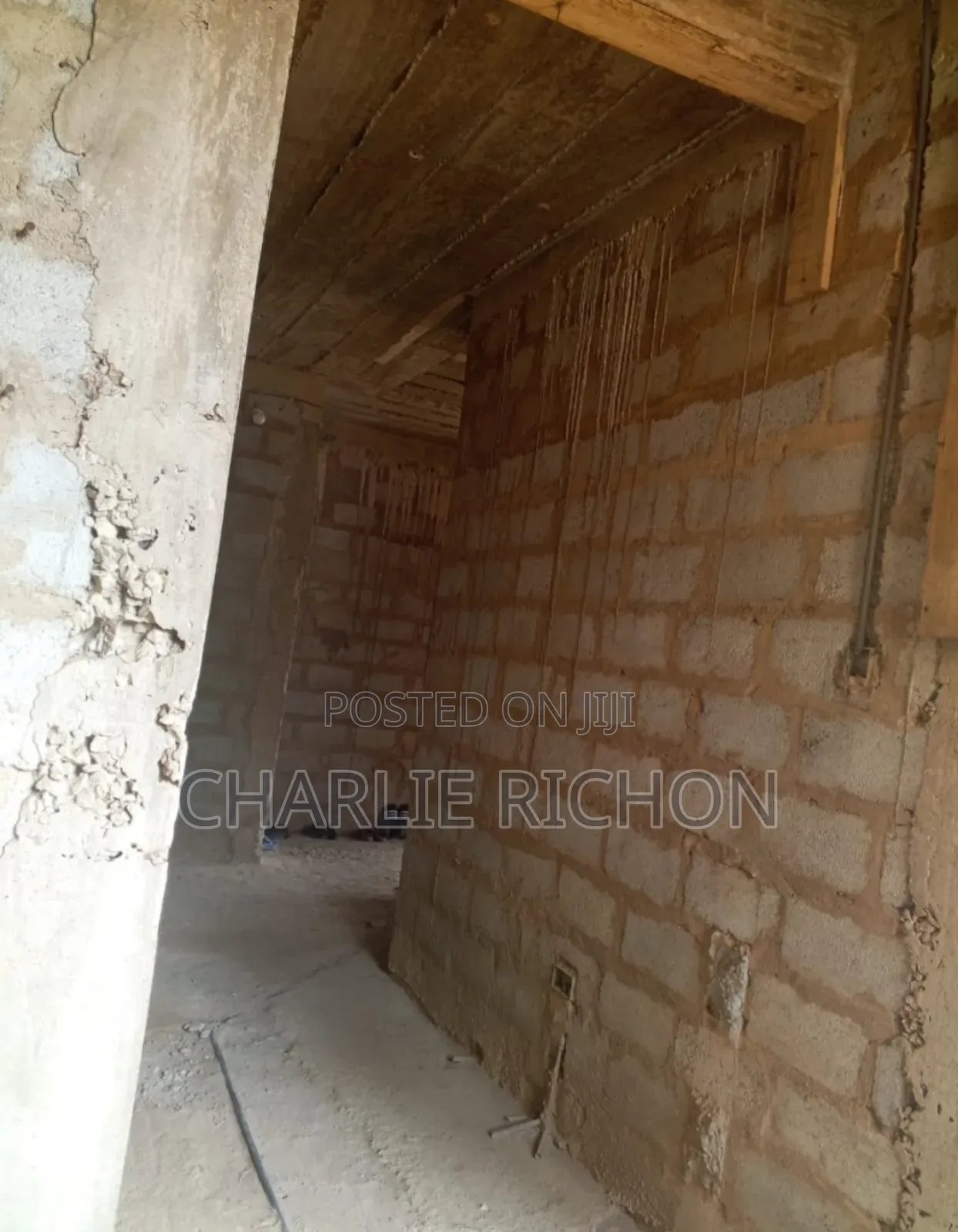 8bdrm Mansion in Kwabenya for sale