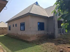 5bdrm Apartment in Bamire, Techiman Municipal for sale
