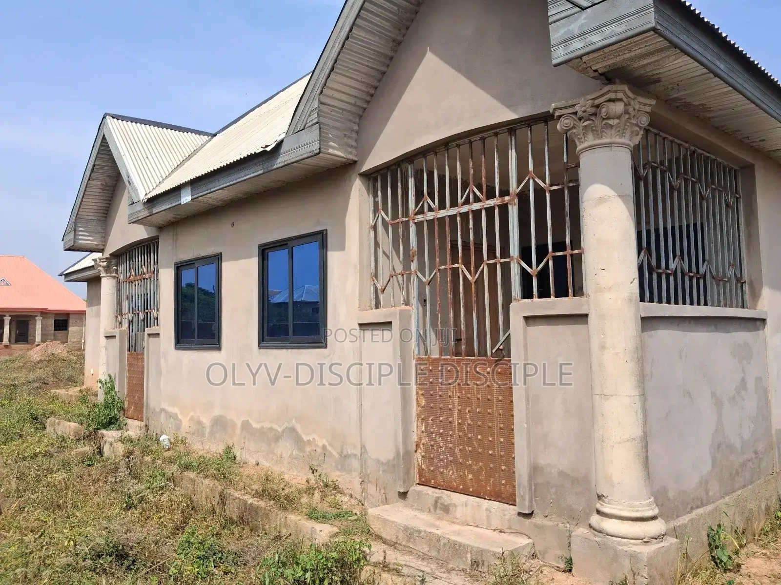 5bdrm Apartment in Bamire, Techiman Municipal for sale