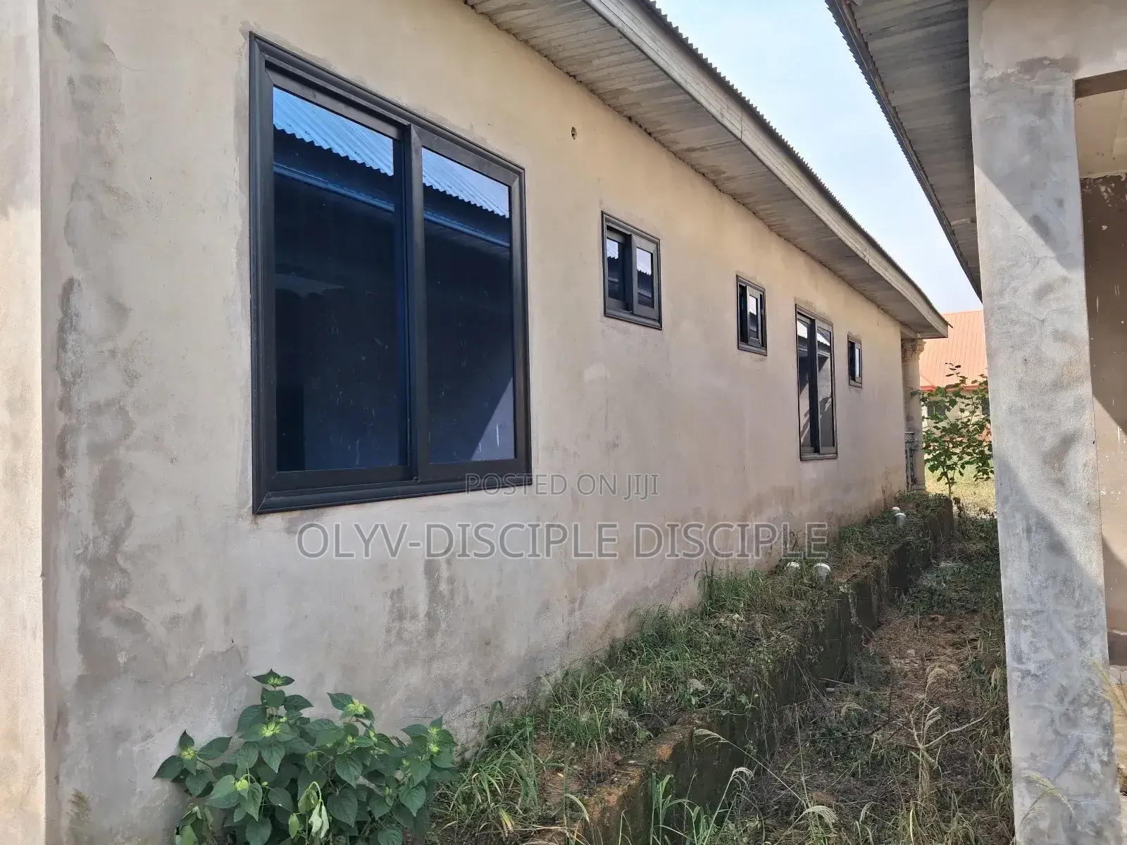 5bdrm Apartment in Bamire, Techiman Municipal for sale