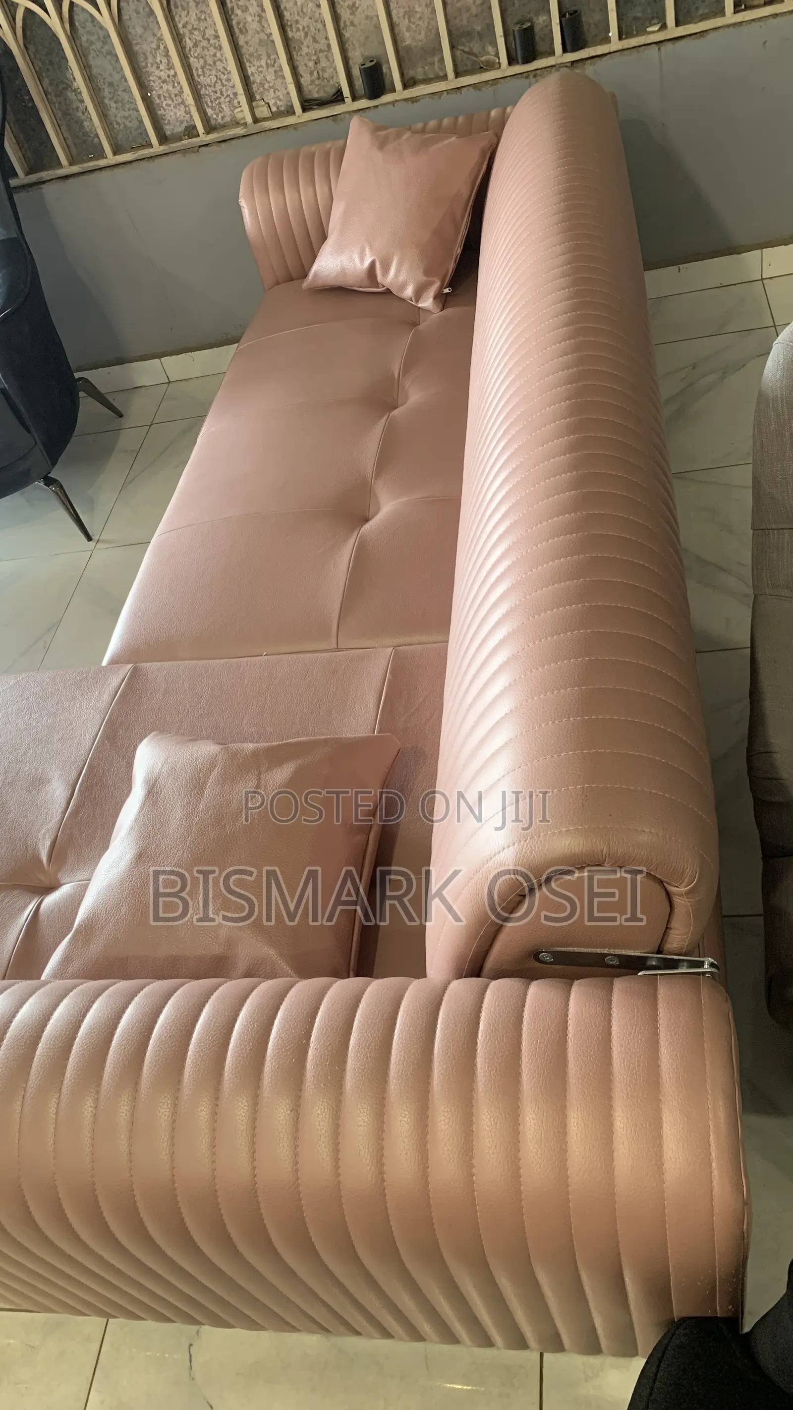 A Comfortable L Shape With Adjustable Head Rest, Very Beautiful