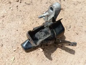 Toyota Voxy Engine Seat