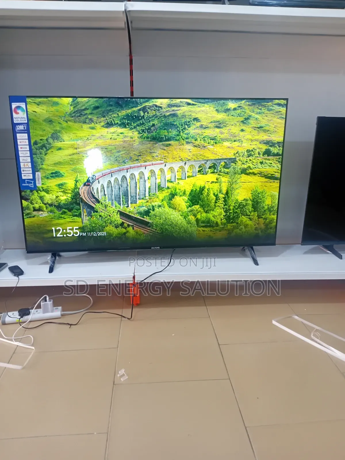 Ailyons Megaview Home Cinema Tv