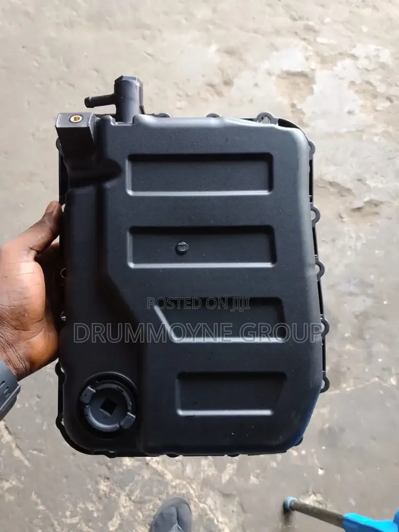 Engine Covers Hyundai Santafe 2017 Valve Cover