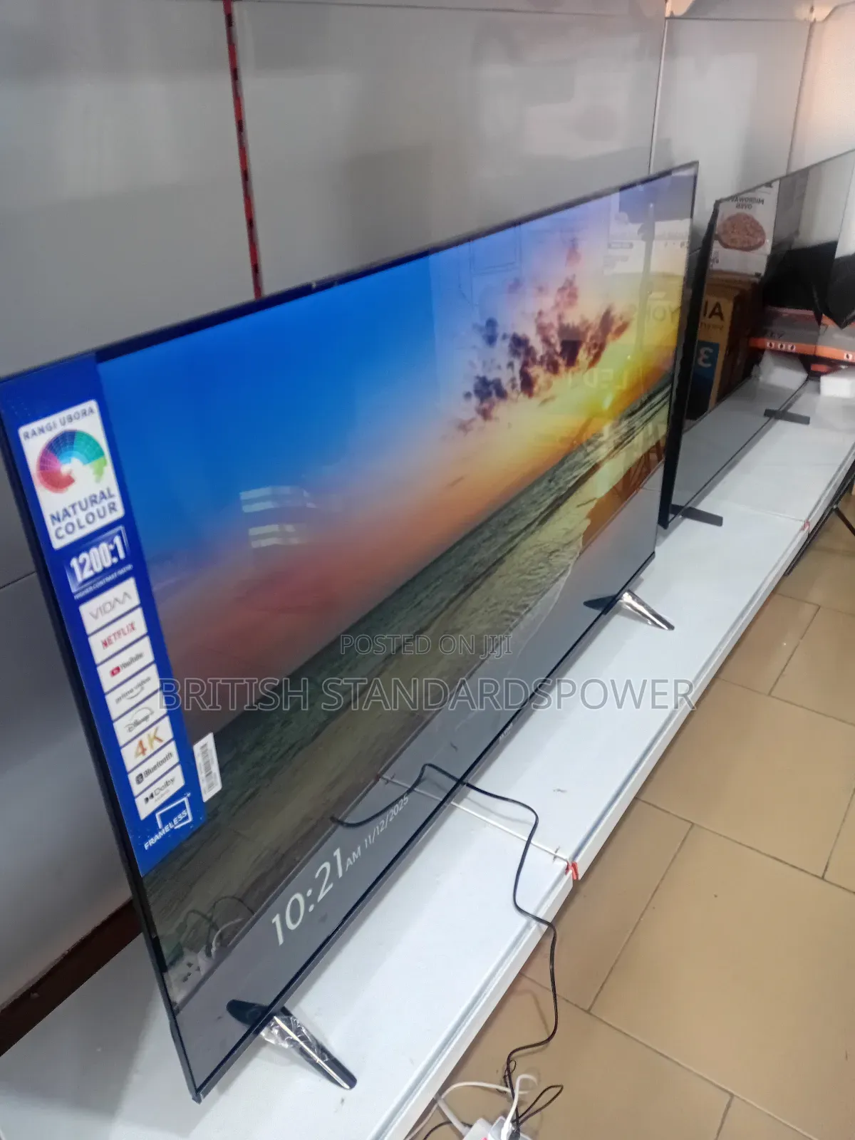 Clear Picture Quality Ailyons 55” Smart Tv