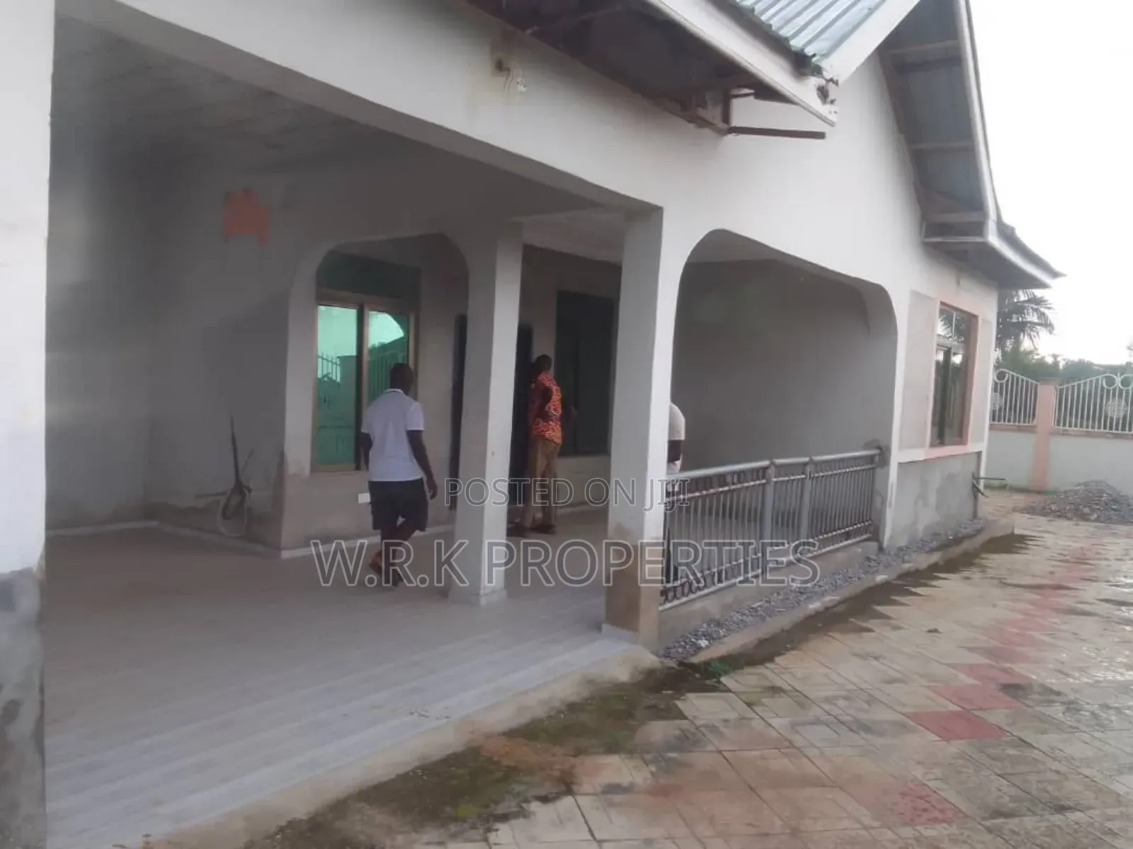 3bdrm House in Lartey  Gas Dvla, New-Juaben Municipal for rent