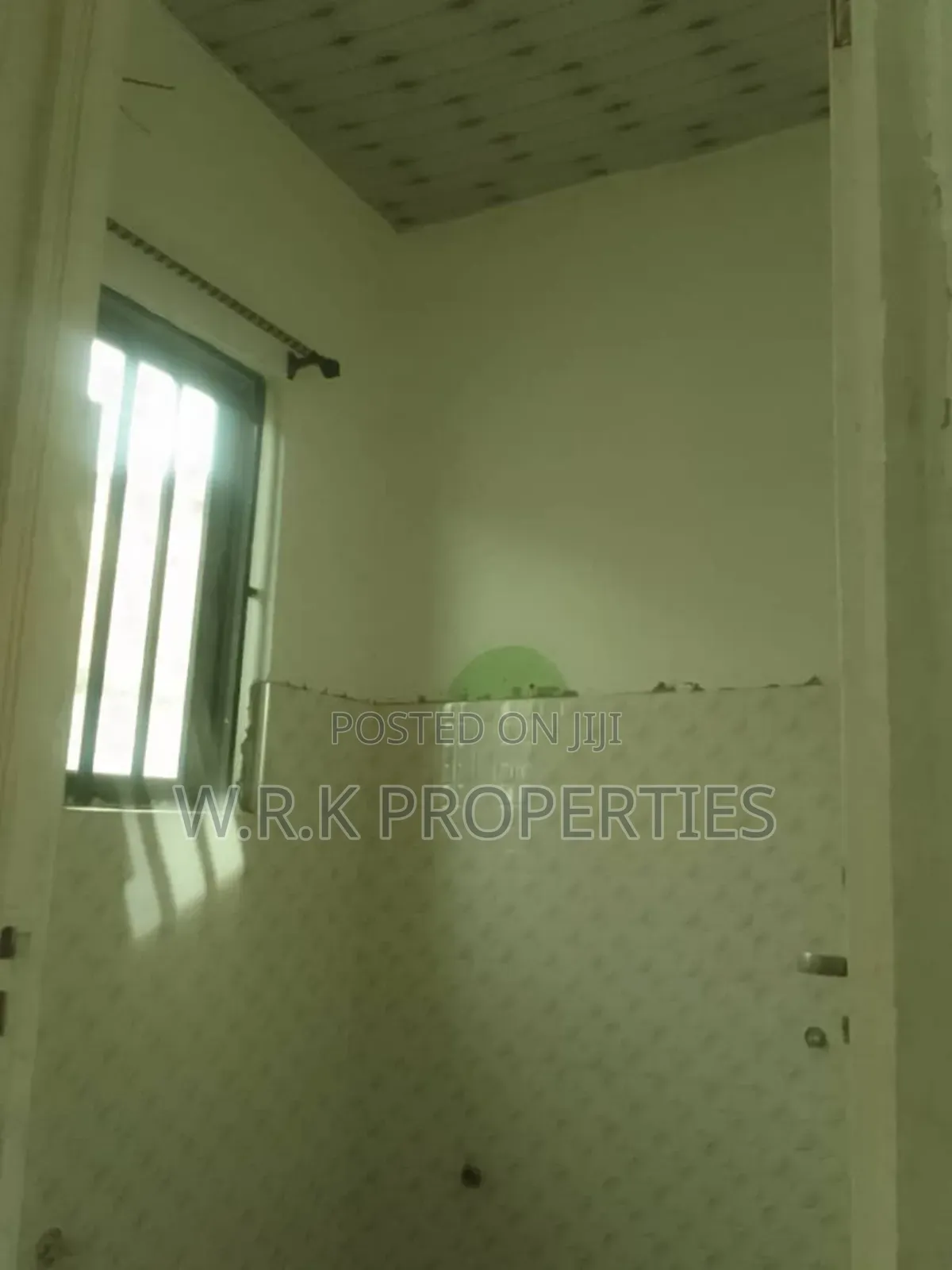 3bdrm House in Lartey  Gas Dvla, New-Juaben Municipal for rent