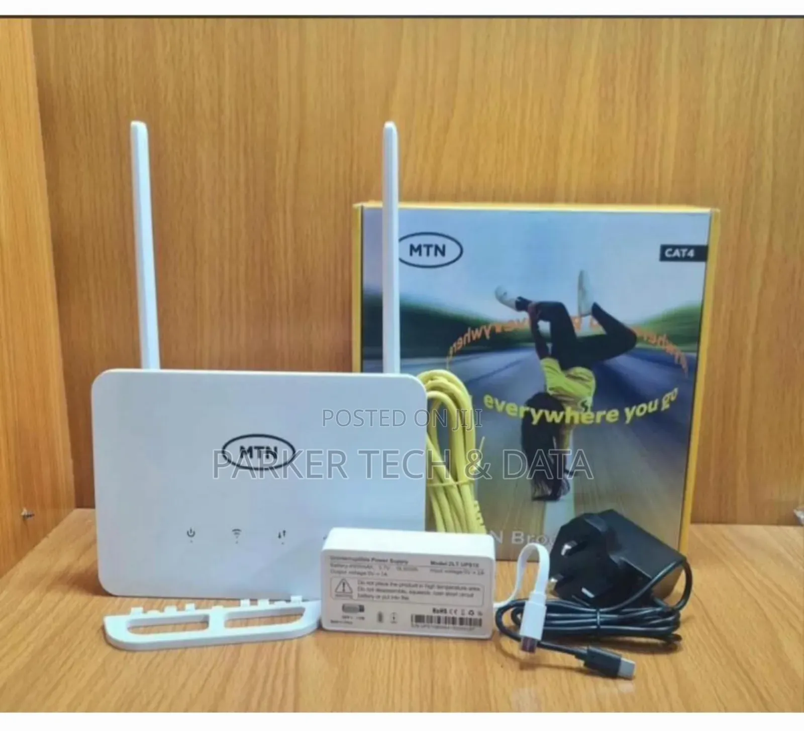 MTN 4g Universal Router + Powerbank