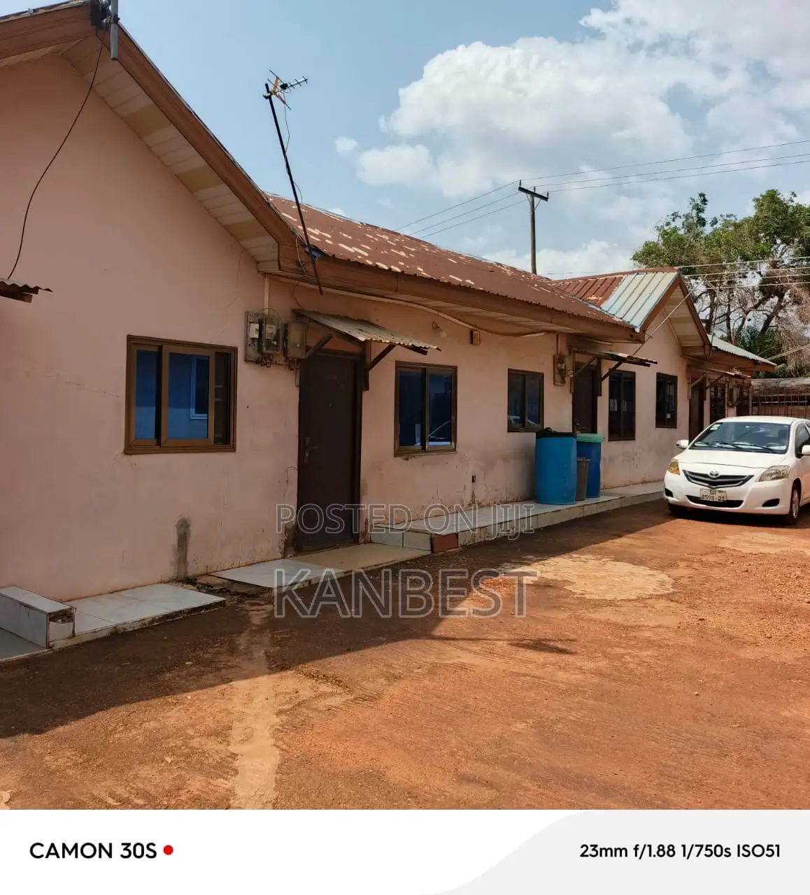 12bdrm Apartment in Barrier for sale