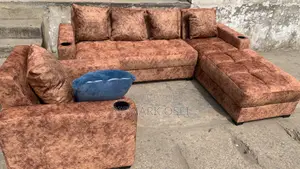 A Comfortable L Shape With Single