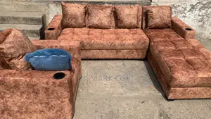 A Comfortable L Shape With Single